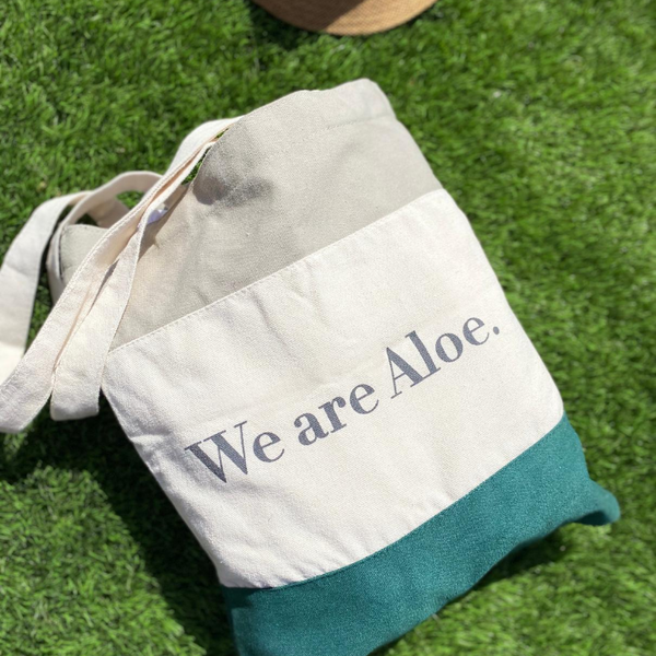 3 Colored Aloe Tote Bag